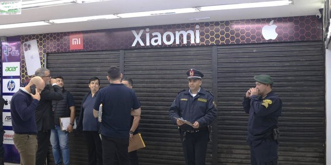 Clausuran local denunciado por estafa a compradores y turistas en CDE