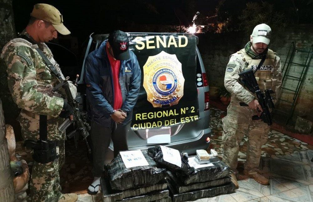 Capturan a traficante con marihuana y cocaína en Ciudad del Este