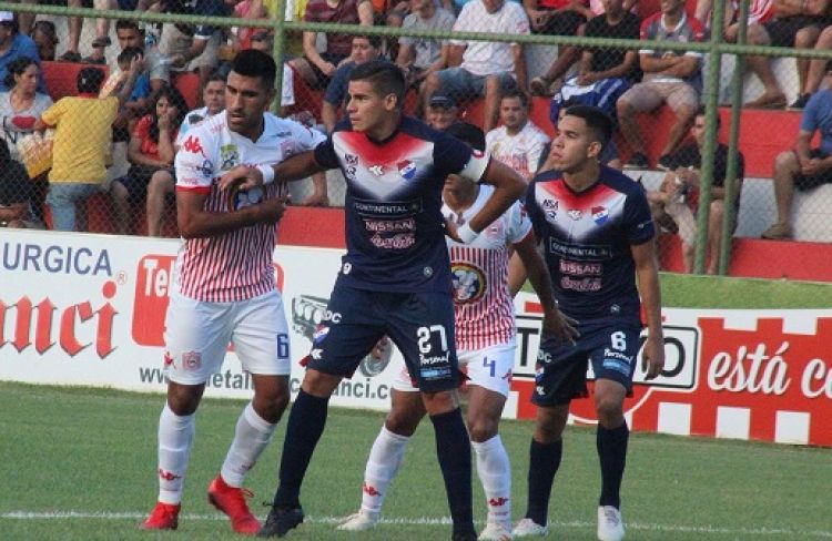 San Lorenzo recibe a Nacional en busca de seguir sumando