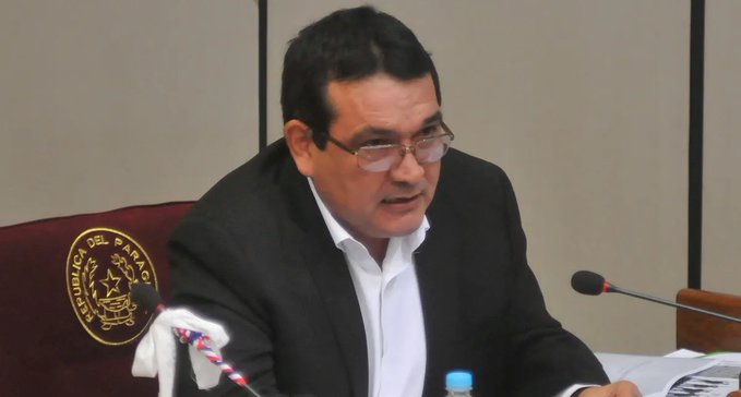 Pedro Santa Cruz dijo que, pese a amedrentamientos, no cambiará su voto para conformación de terna