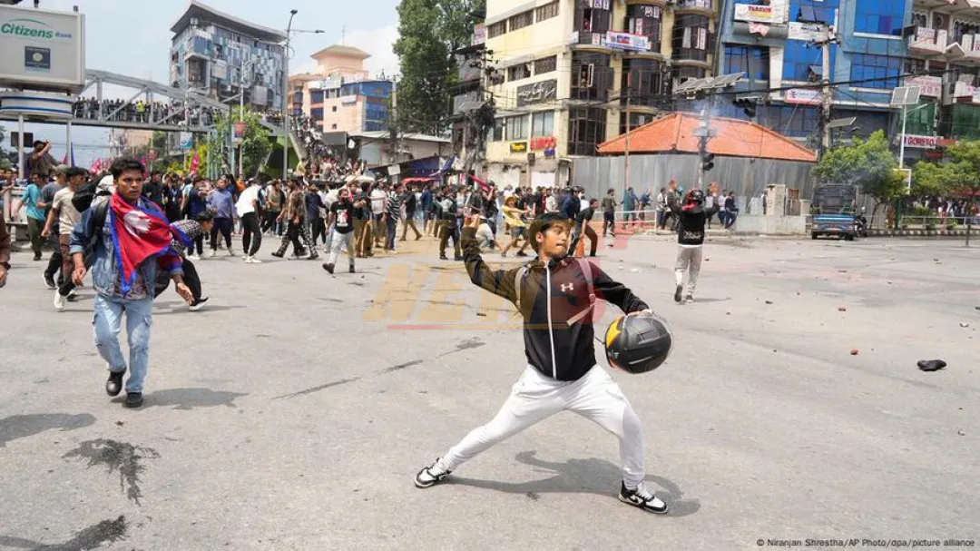 Protestas y represión en Nepal: renuncia el primer ministro