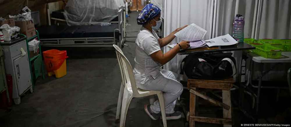 Perú reporta 44 muertos por dengue, casos suben 131%