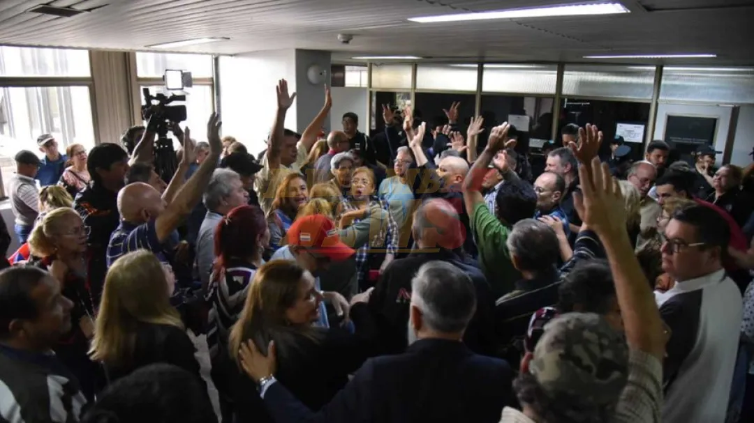 Jubilados municipales desactivan protestas, pero exigen más desembolsos