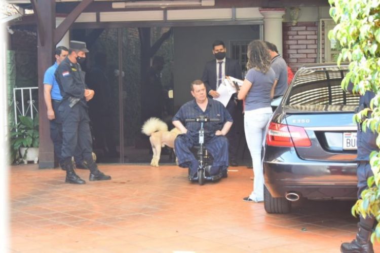 Fiscalía allana casa donde reside Rodolfo Friedmann Cresta en Villarrica
