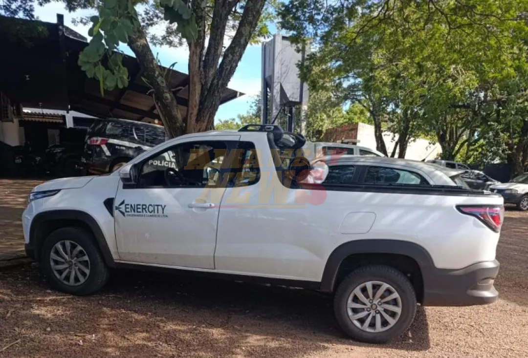 Policía incauta vehículo clonado y ejecuta orden de arresto en Ponta Porã