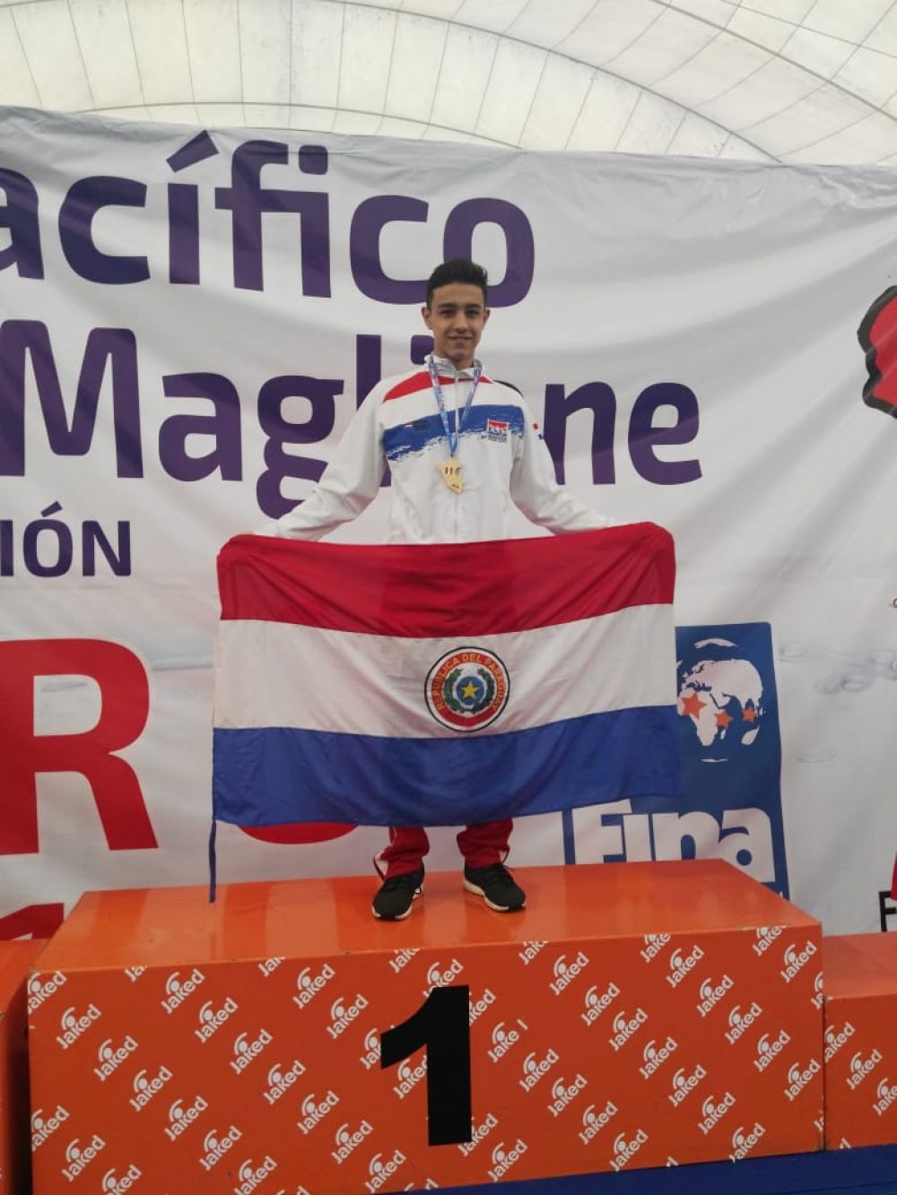 Paraguayo ganó medalla de oro en competencia de natación