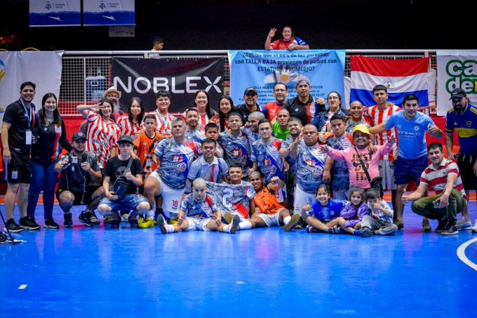 Todo el apoyo de la máxima autoridad del deporte para la Albirroja karape