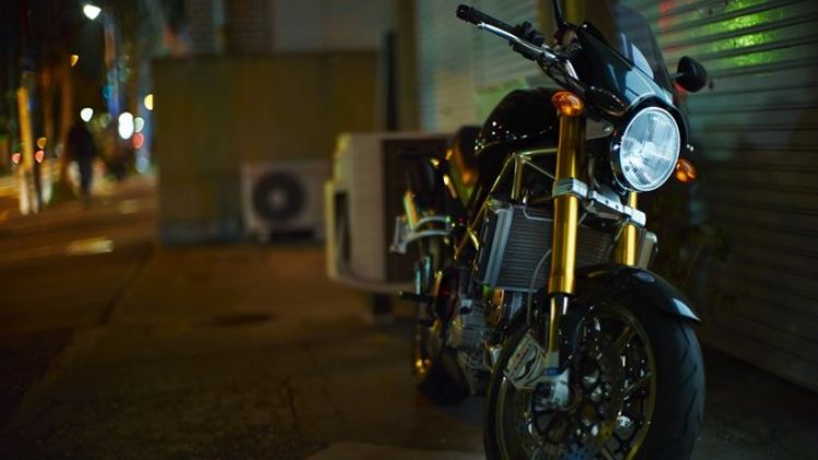 Abogado quiso ayudar a un sujeto tendido en la calle y fue asaltado