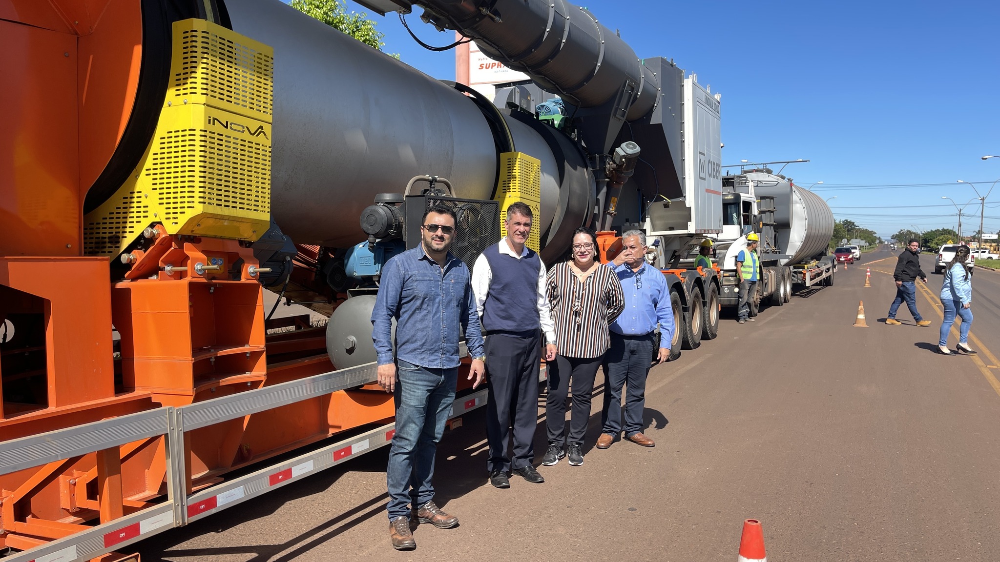 El progreso continúa: arribó la planta de elaboración de concreto asfáltico