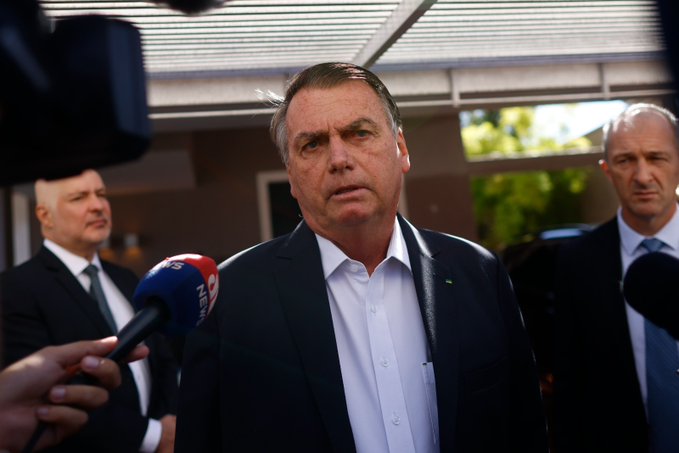 Arranca juicio contra Bolsonaro que podría inhabilitarle