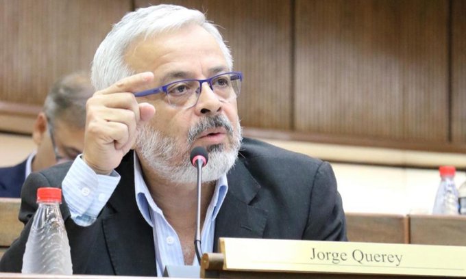 Querey afirma que la ley prevé que de constatarse irregularidades en 20% de mesas, debería repetirse la elección