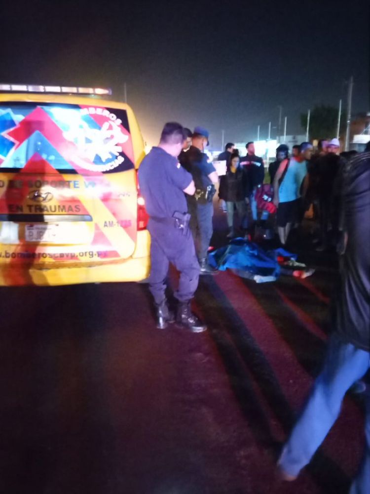 Automovilista atropella y mata a una transeúnte sobre Ruta PY02