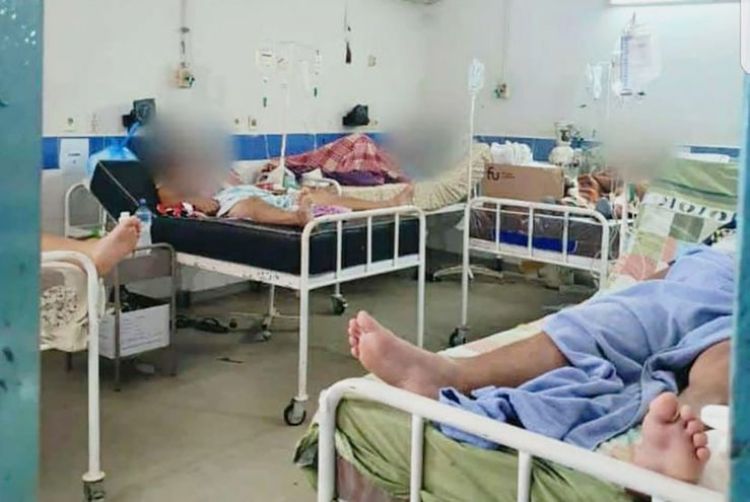 Lunes negro: 50 muertos por covid y 2.220 internados