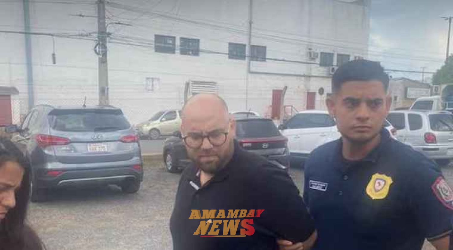 Detienen a médico forense por extorsión hacia otro funcionario del Ministerio Público
