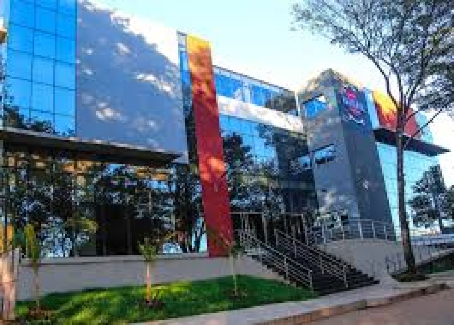 ANEAES decide no acreditar la carrera de Medicina en la Universidad María Auxiliadora