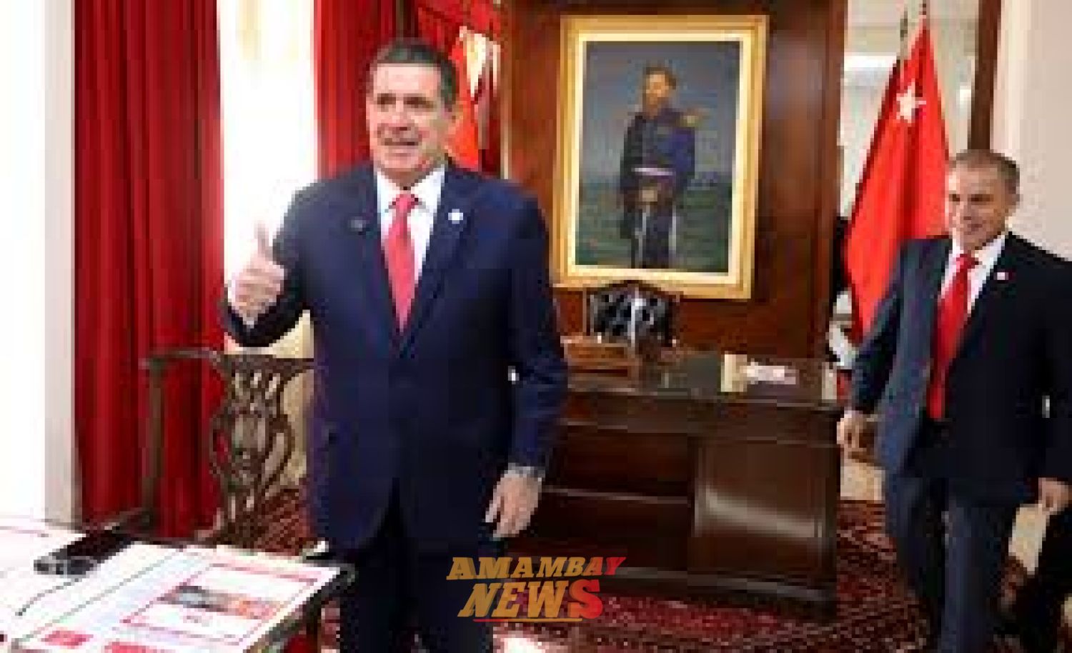 Cartes retoma agenda política y reaparece en la Junta de Gobierno