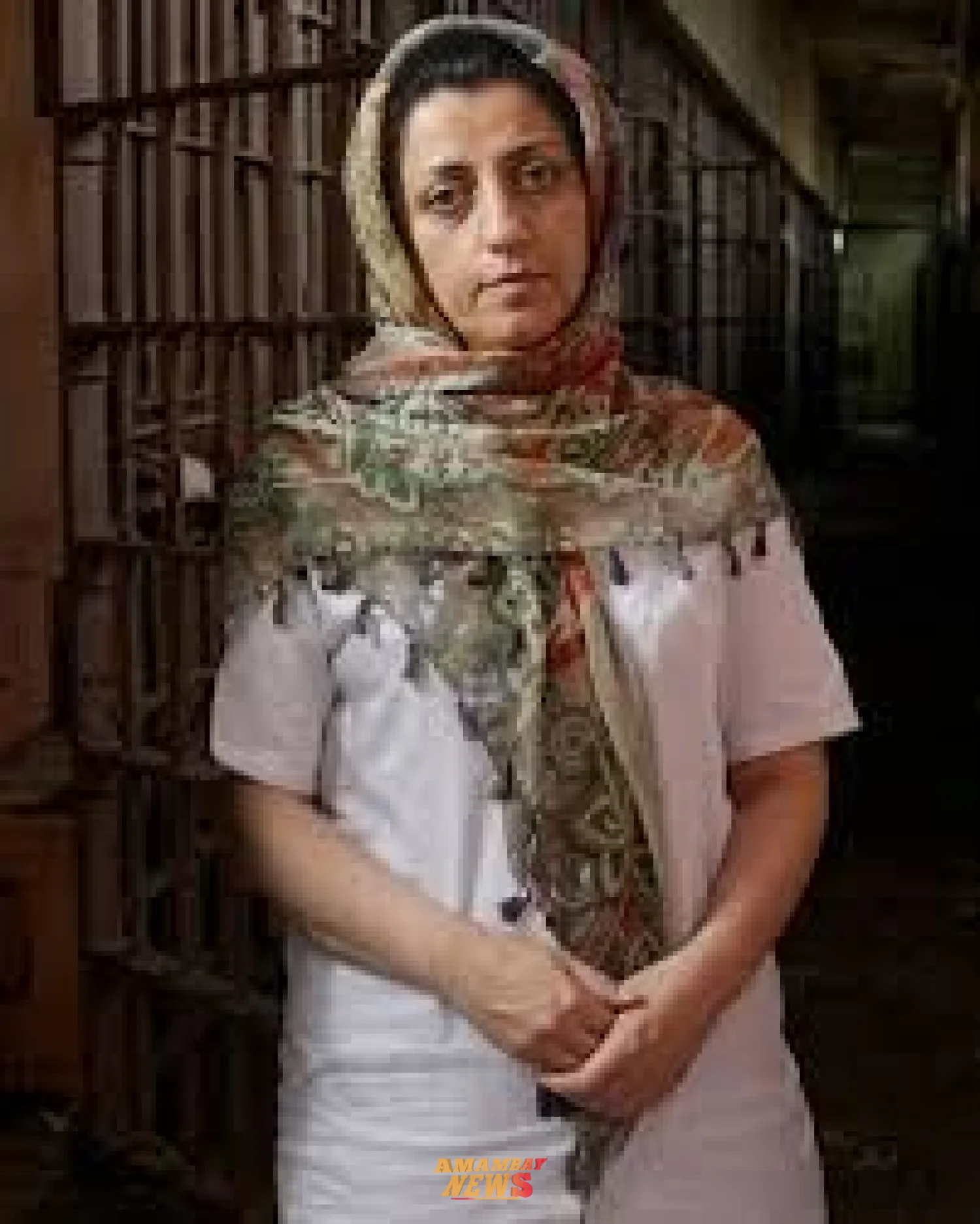 La nobel iraní Mohammadi está "entre la vida y la muerte"
