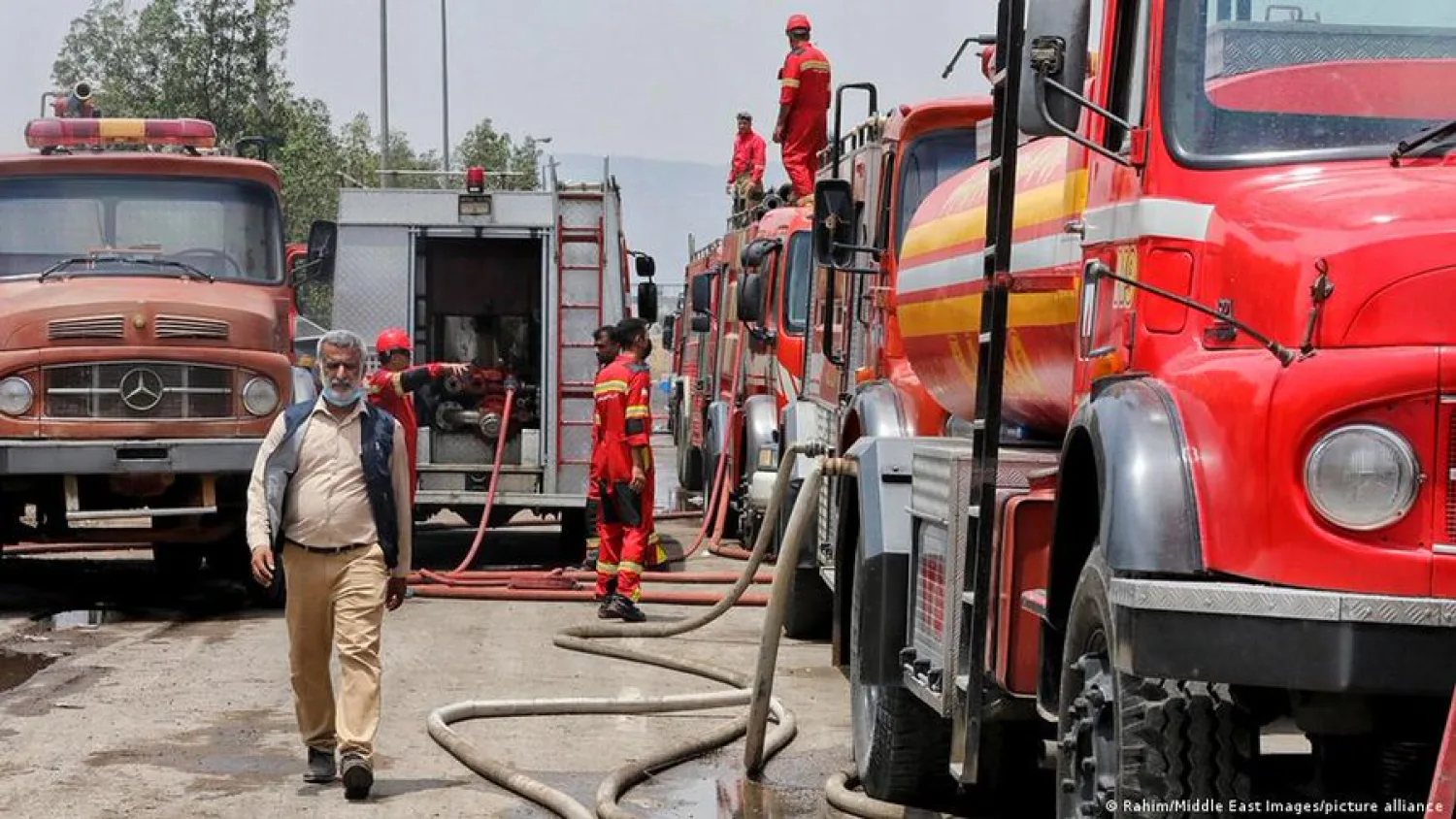 Ocho muertos y decenas de heridos por incendio en Irán