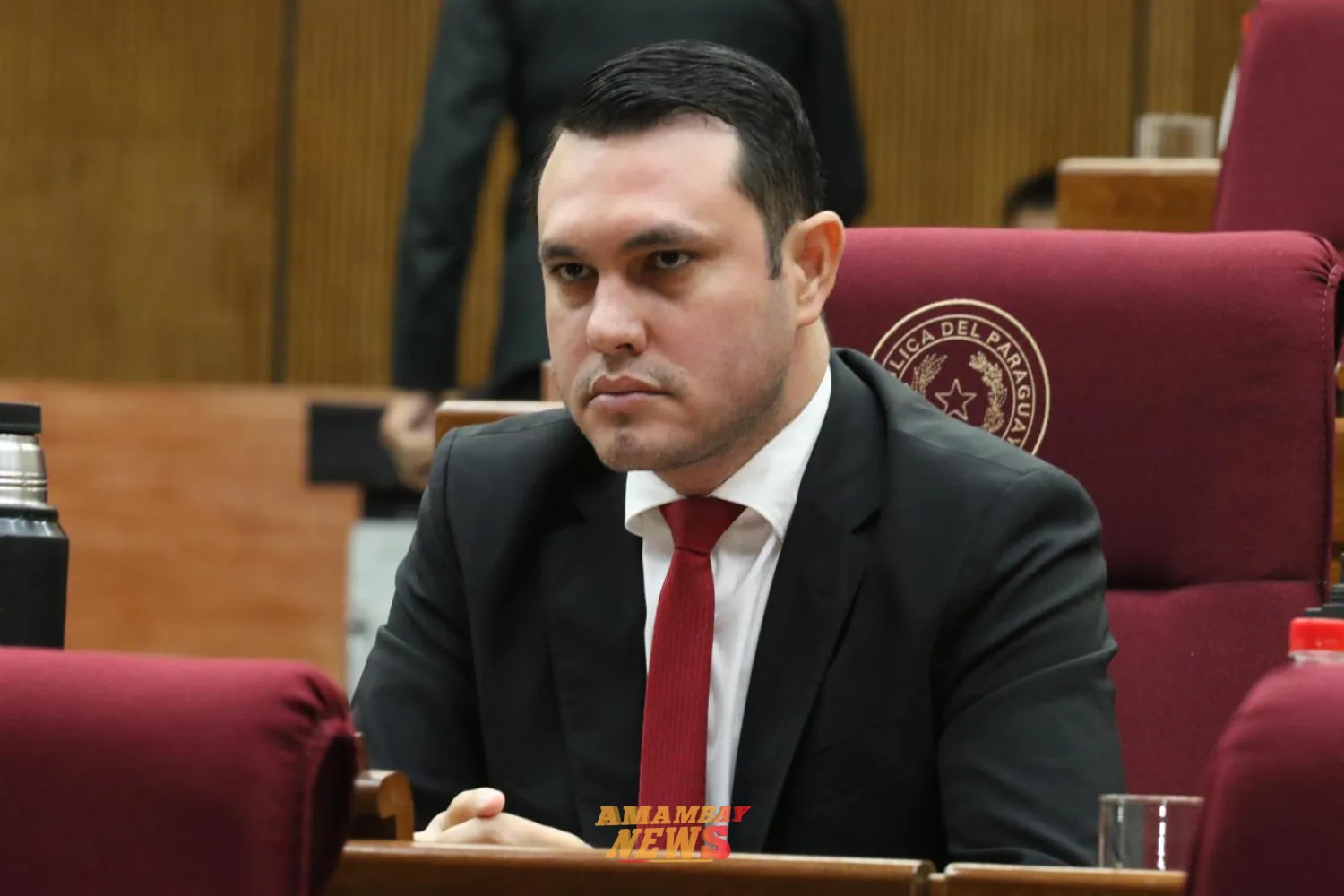 Colegio de Abogados exige al MEC investigar «trazabilidad real» del título de Hernán Rivas