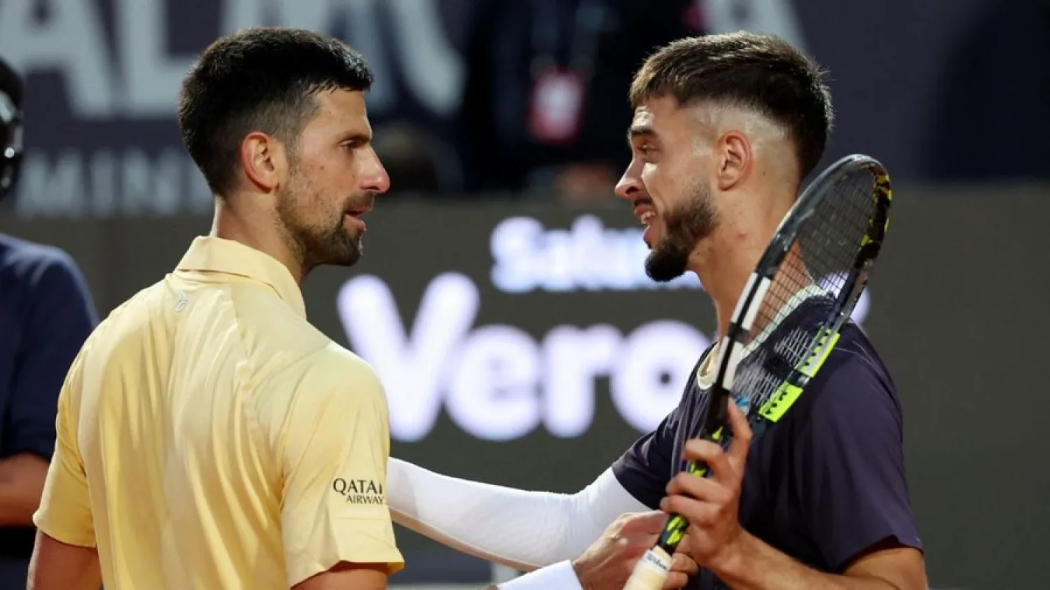 Djokovic es eliminado en su debut en el Abierto de Italia por un croata 18 años menor que él: “Es mi ídolo”