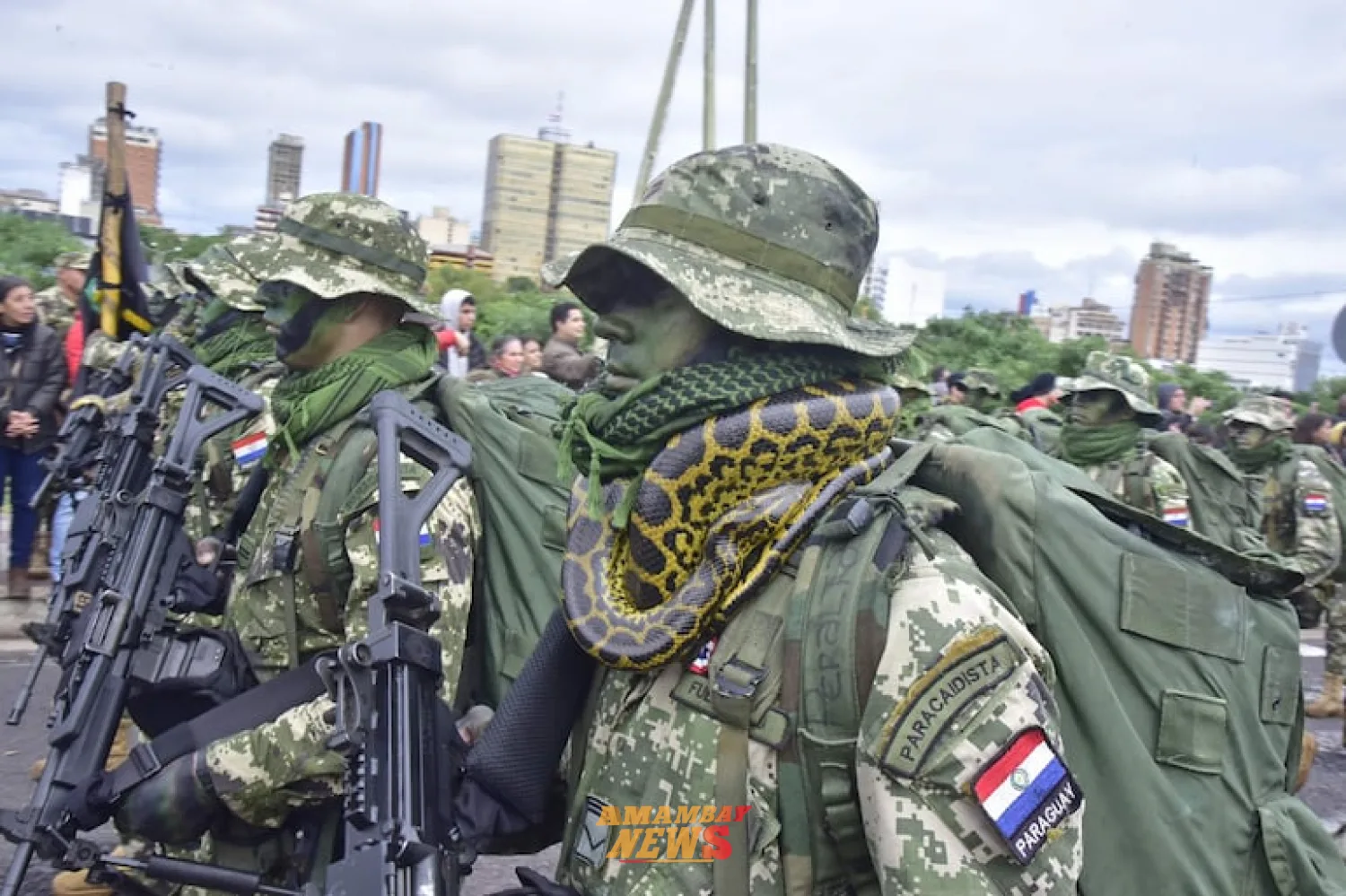Desfile militar: cartistas recularon repudiados por ser “antipatriotas” y por no respetar las tradiciones, afirman
