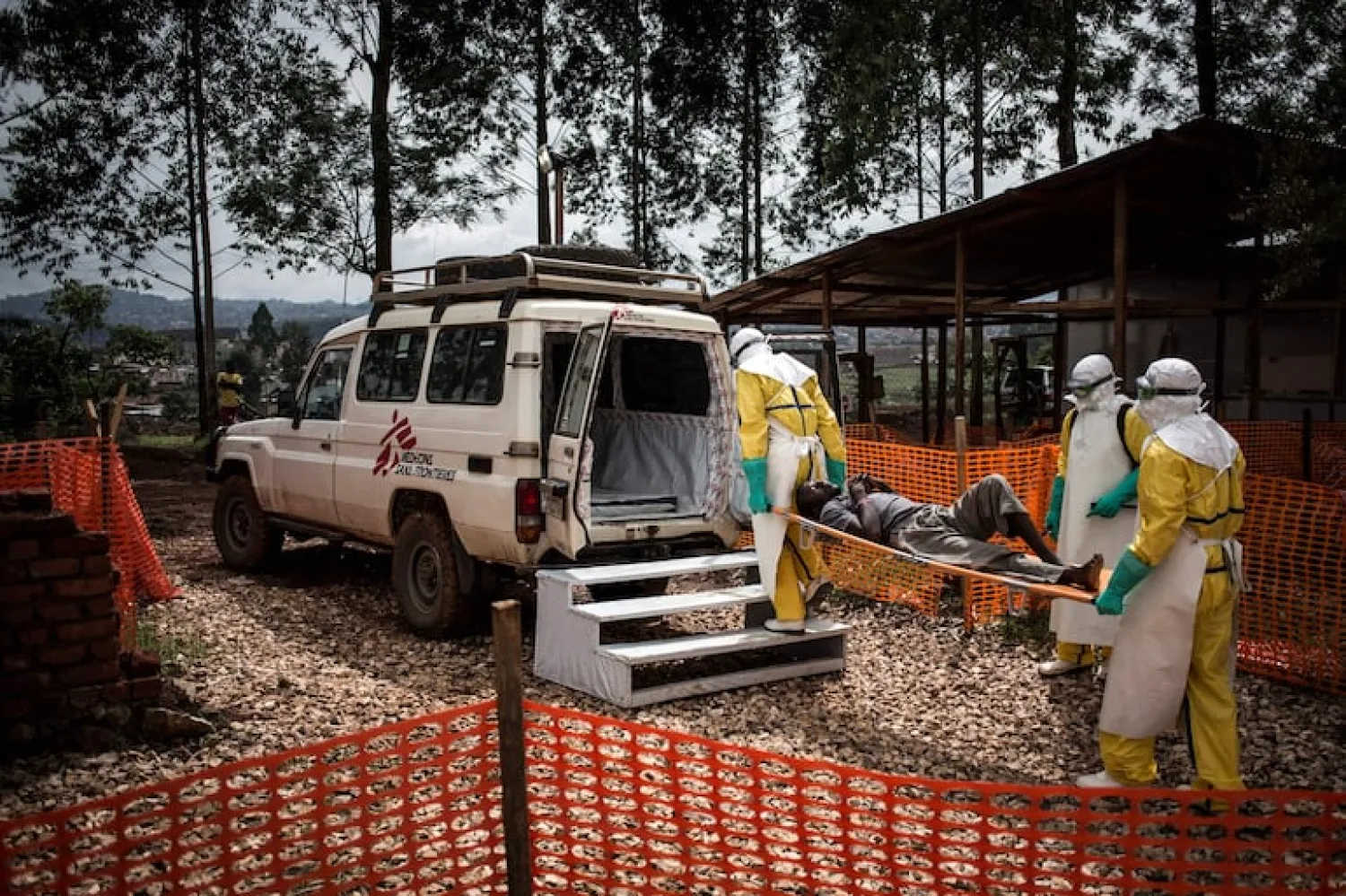 OMS declara "emergencia de salud pública" por el nuevo brote de ébola en el Congo y Uganda