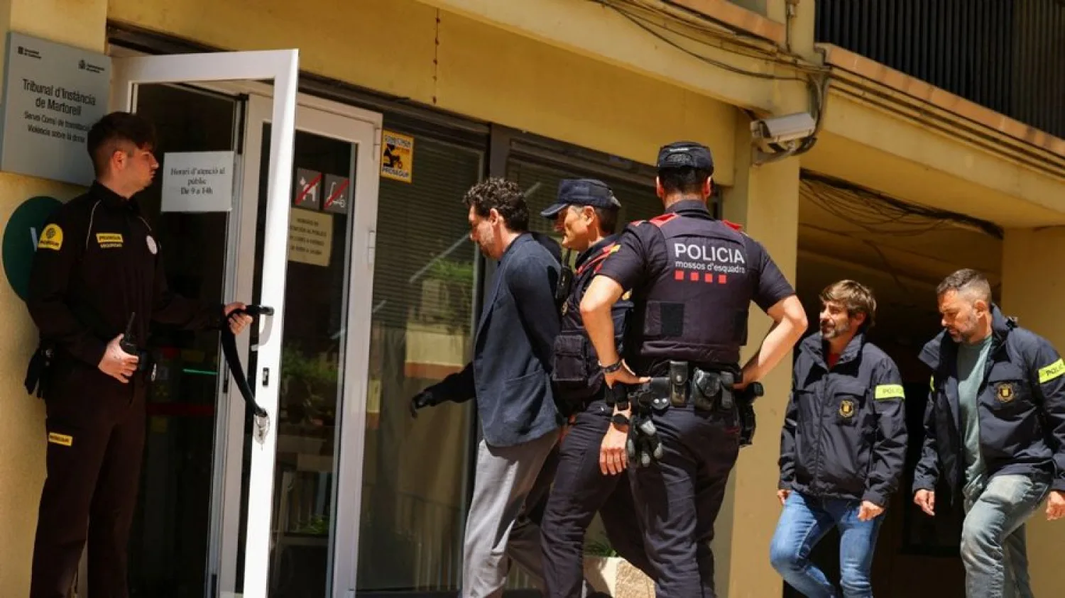 Sale en libertad provisional el hijo del fundador de la marca de moda Mango