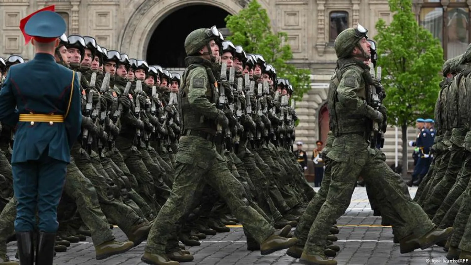Putin ofrece condonar deudas para atraer nuevos reclutas