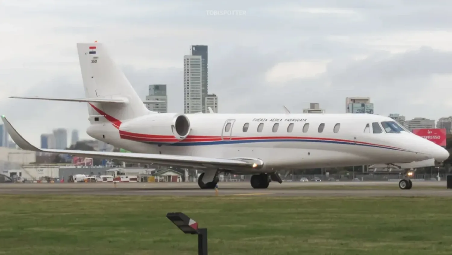Primera dama e hijos usaron avión presidencial para ir a Buenos Aires a acto oficial