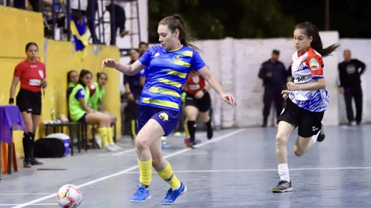 Colonial y Exa Ysaty con goleada en el futsal femenino