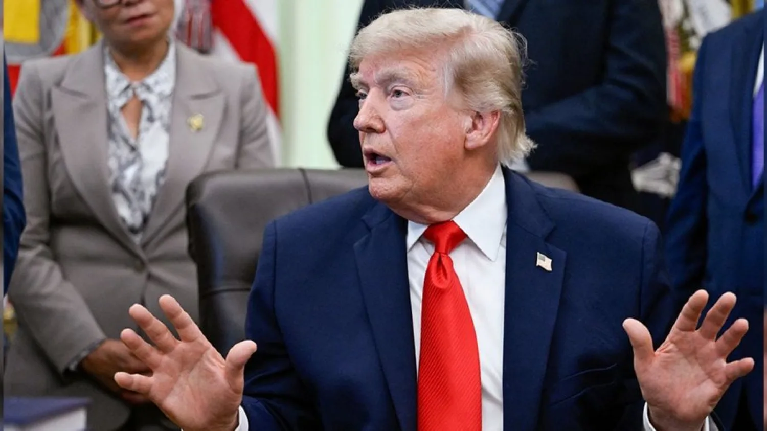 Acusan a Trump de intentar influir en la segunda vuelta de la elección presidencial en Colombia