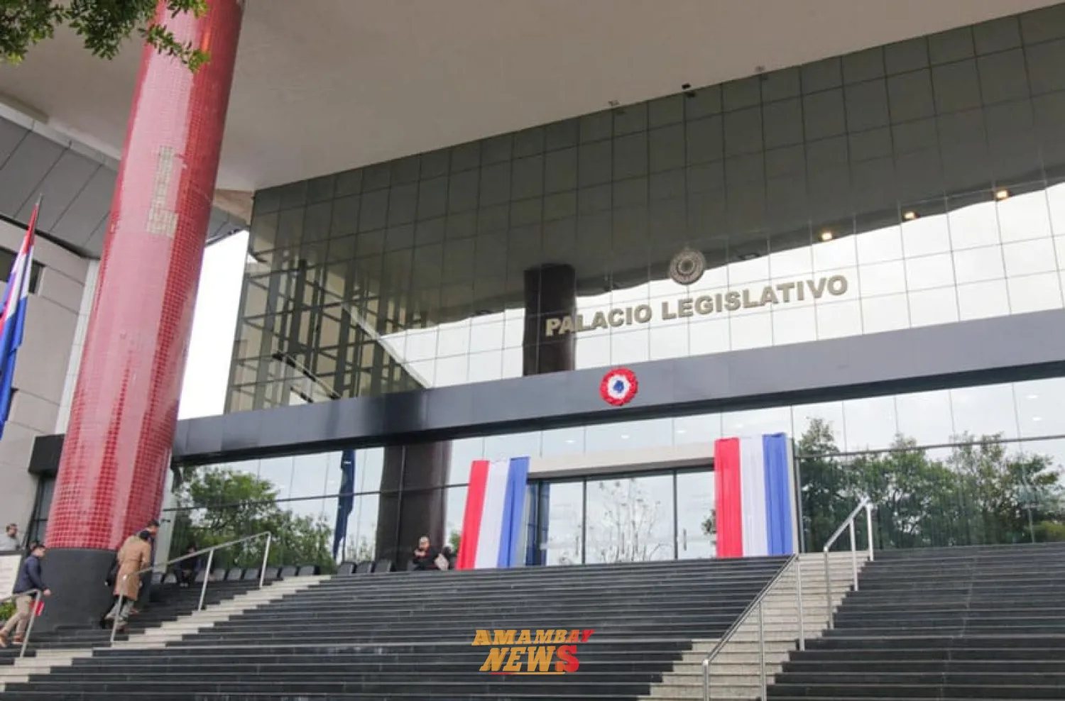 Congreso adjudica por excepción monumento de G. 563 millones y genera cuestionamientos por falta de competencia