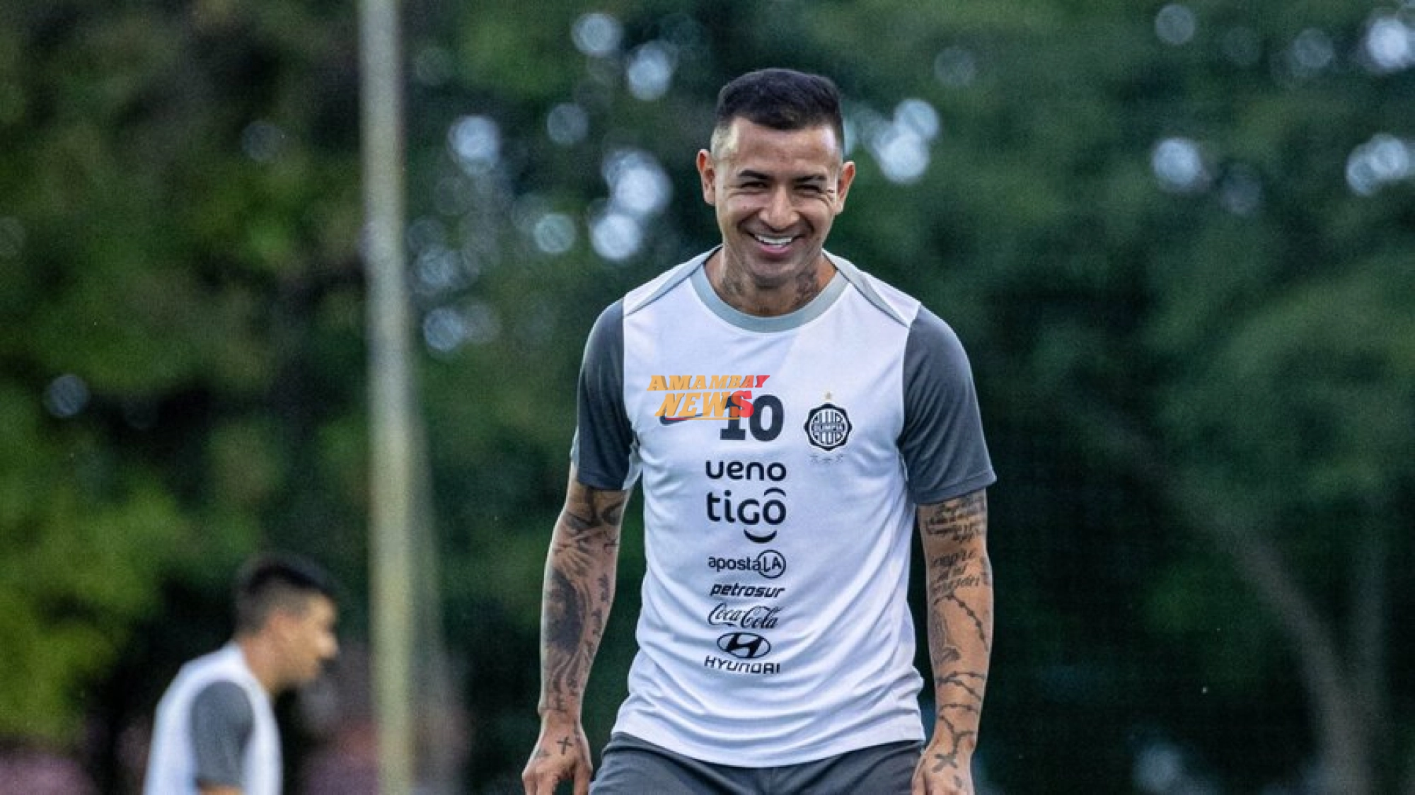 Derlis González aclara su situación en Olimpia