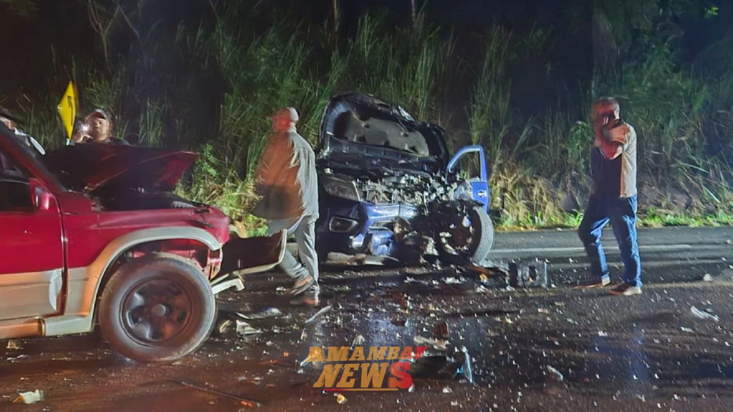 Choque frontal entre dos camionetas deja un fallecido y un herido en Santaní