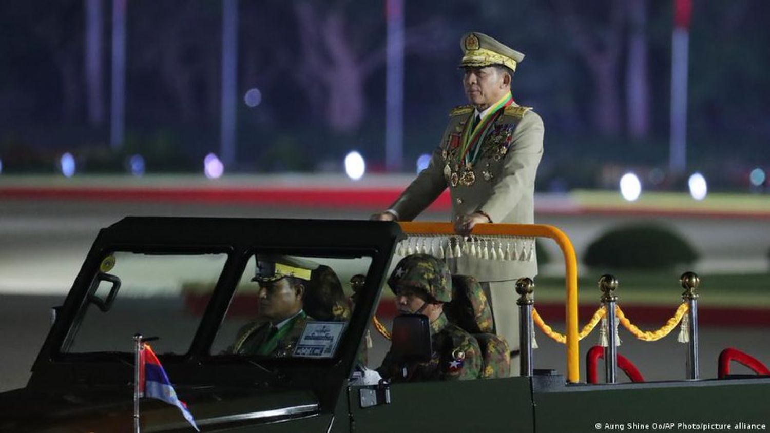 Parlamento de Birmania sesiona para elegir a Min Aung Hlaing