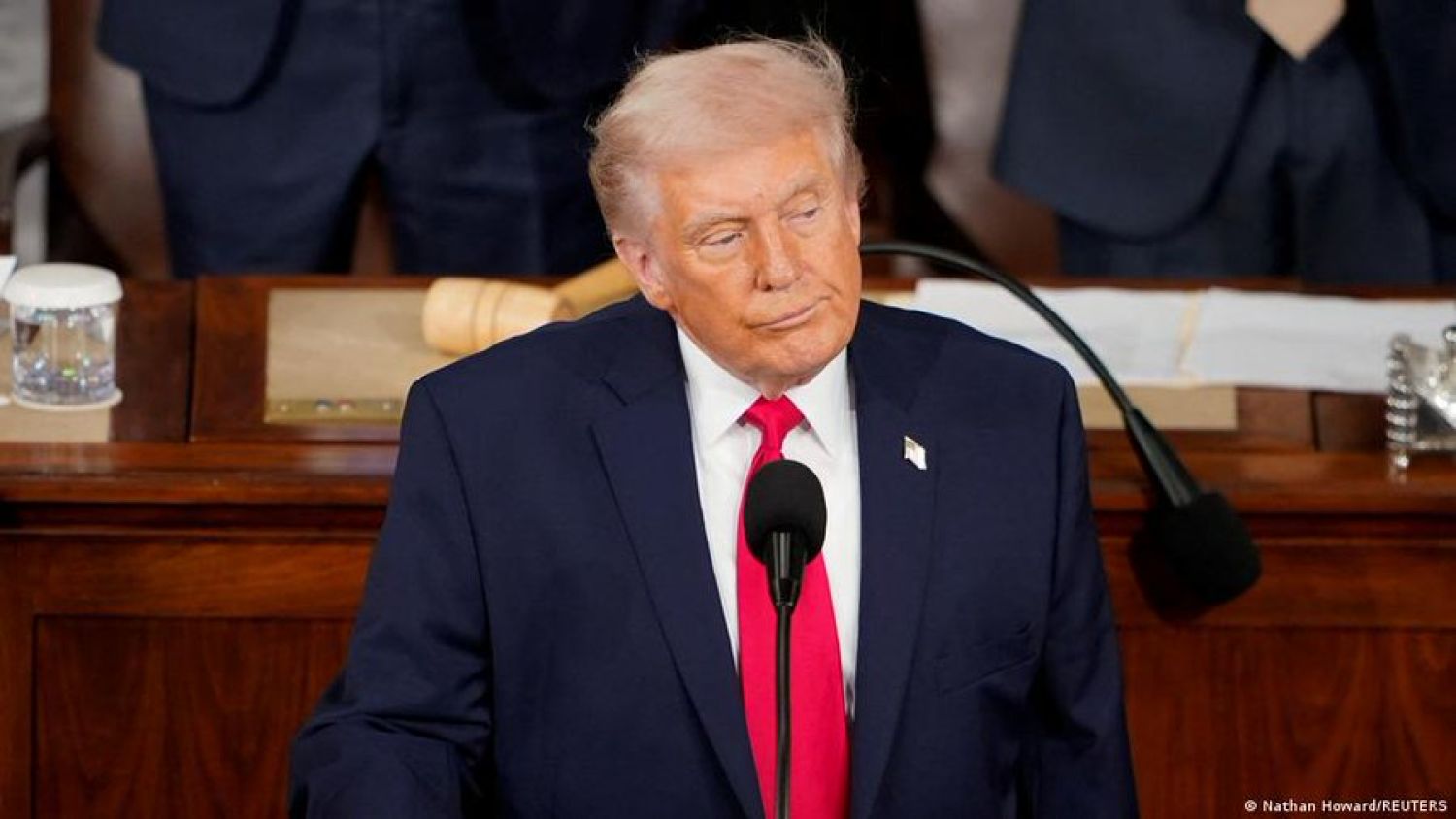 Denuncian ocultamiento de archivos Epstein sobre Trump