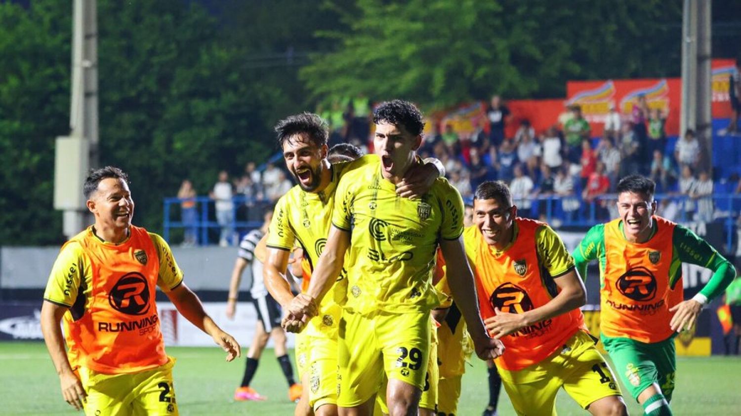 San Lorenzo y Recoleta, duelo para ganar confianza