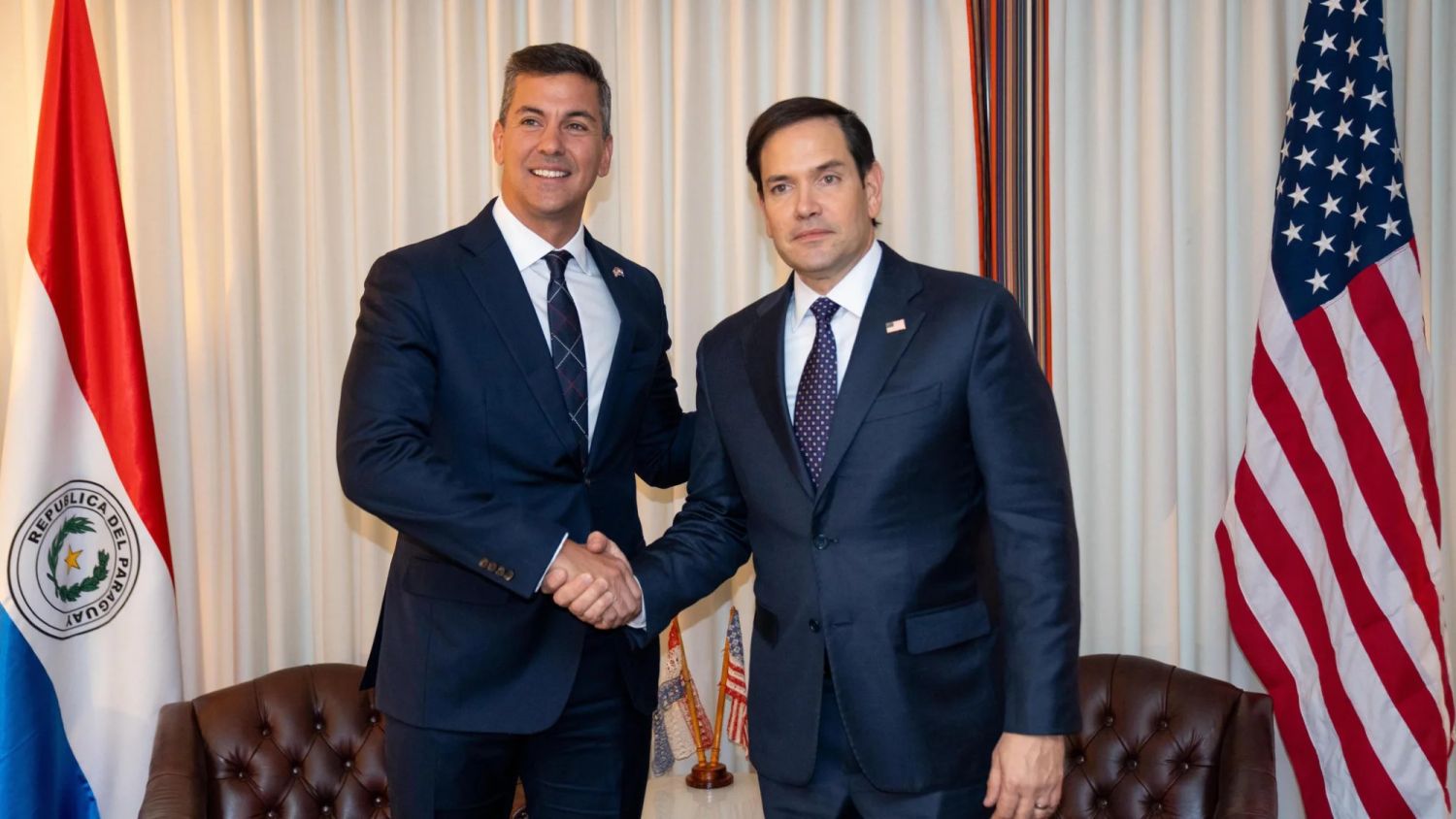 Santi se posiciona a favor de “revivir la doctrina Monroe” y niega injerencia de EEUU