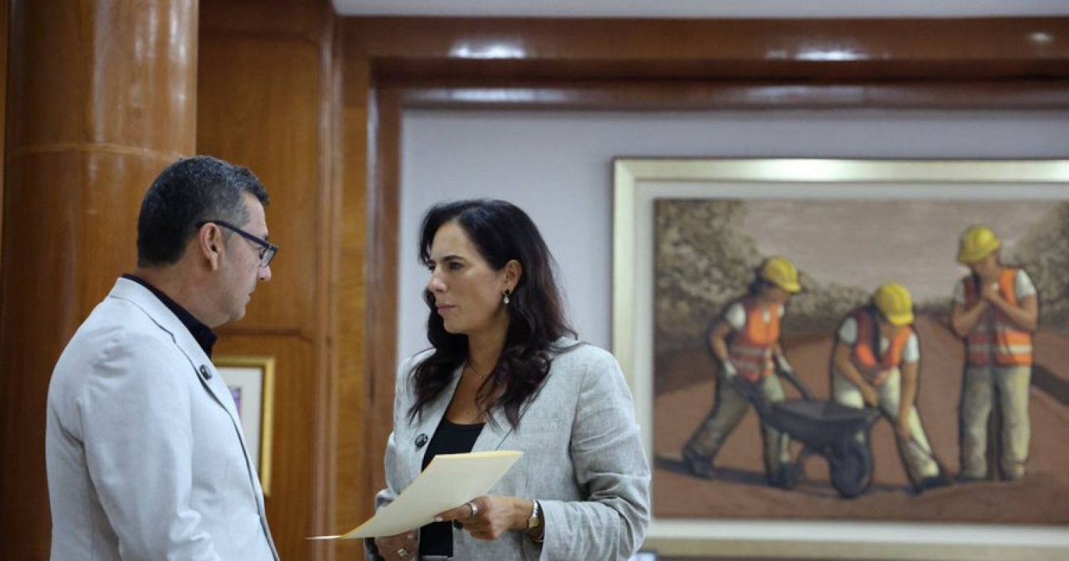Ya son 17 las obras paralizadas en todo el país por la deuda del Gobierno con las constructoras