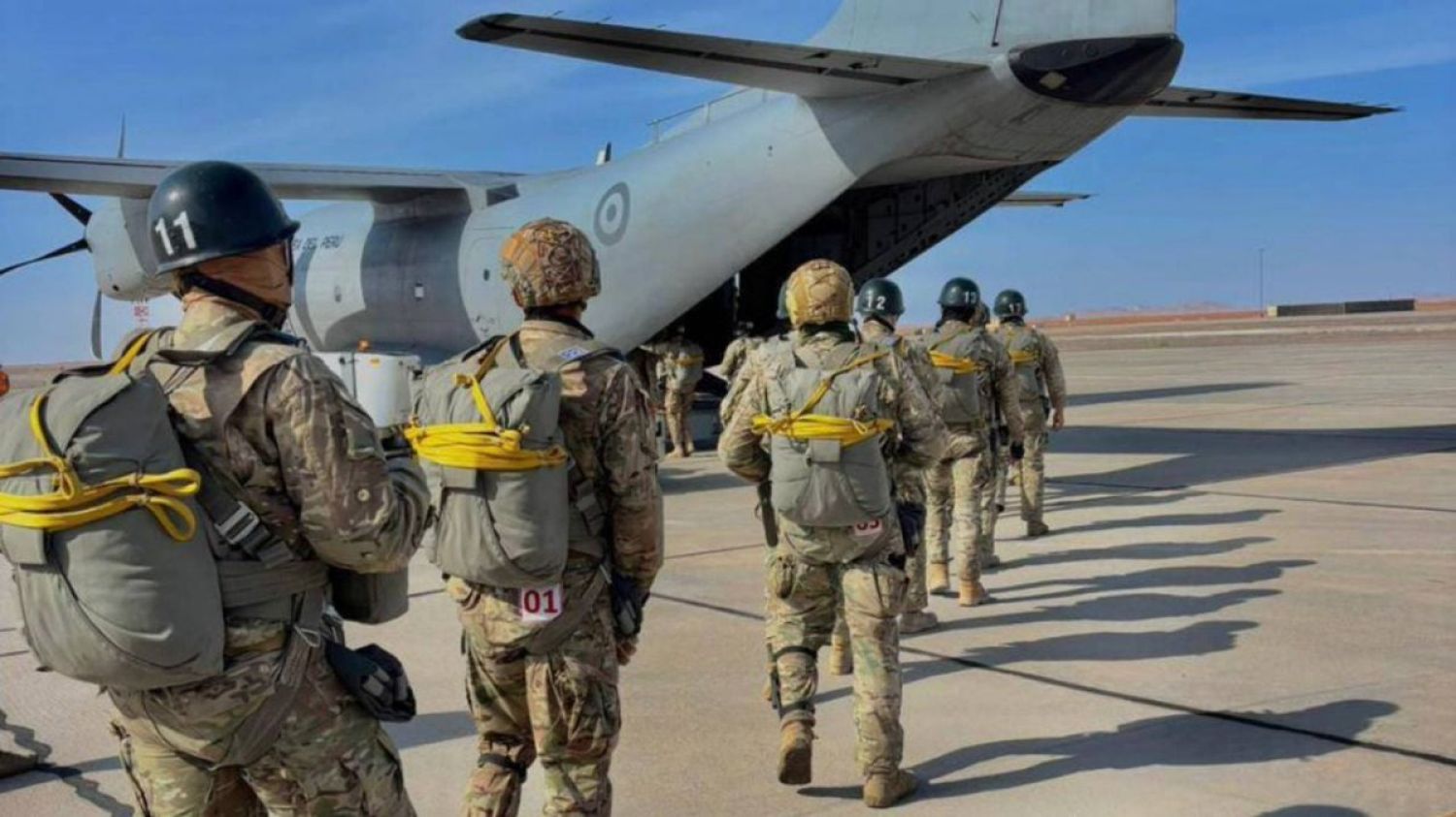 Buscan en Perú a helicóptero de la Fuerza Aérea que se extravió con 15 pasajeros