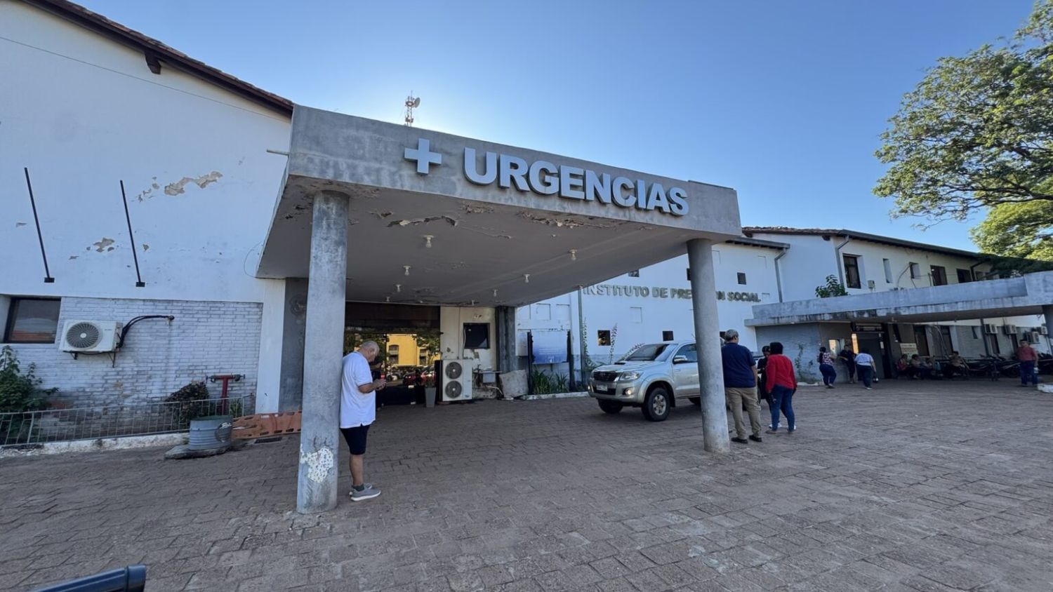 Violento choque sobre la Ruta PY05: heridos permanecen estables en el IPS