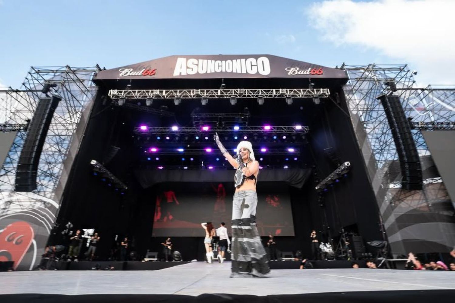 Asunciónico 2026: The Killers cierra el festival en su tercera jornada