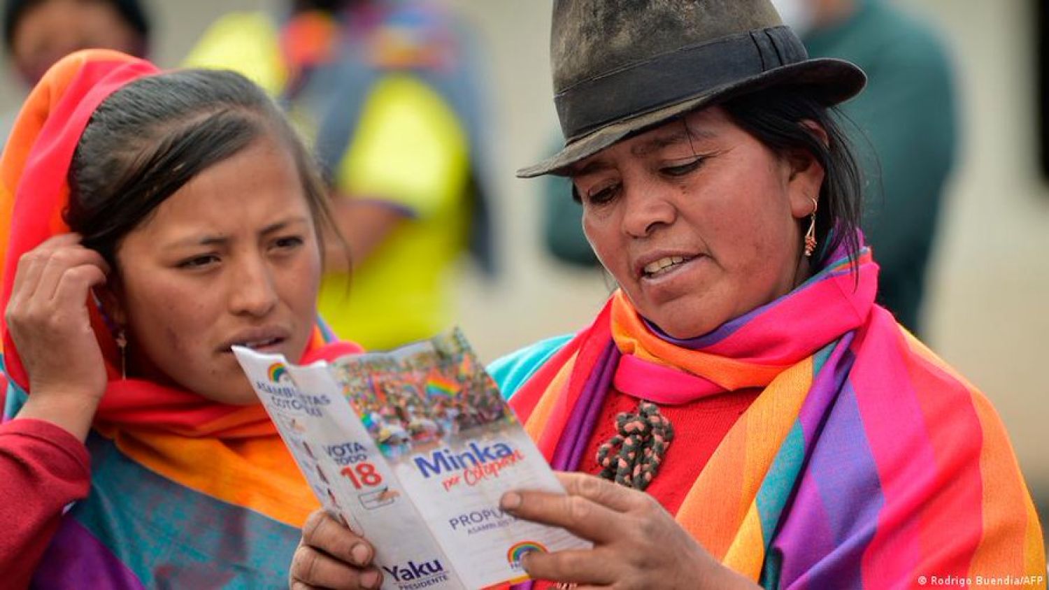 Indígenas de Ecuador rechazan ley minera de Noboa