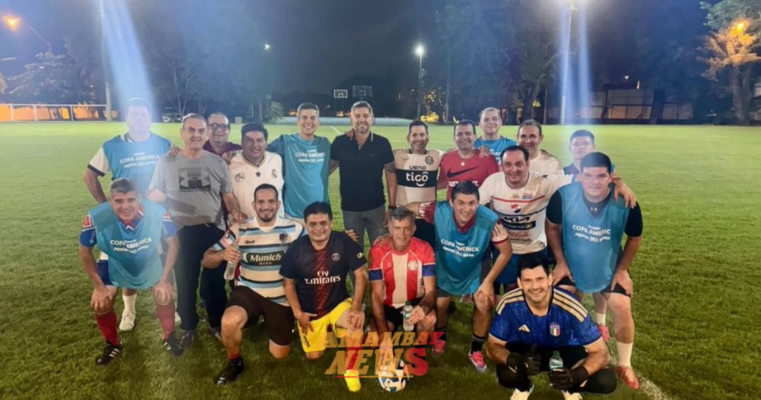 Peña retoma el "futbolacho" para superar las tensiones internas