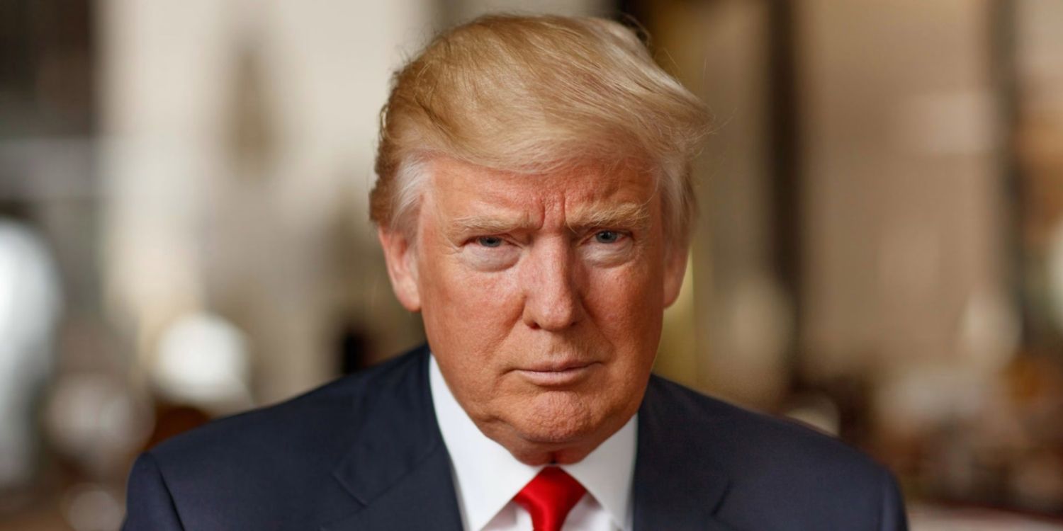 Trump afirma que Obama reveló información clasificada sobre extraterrestres