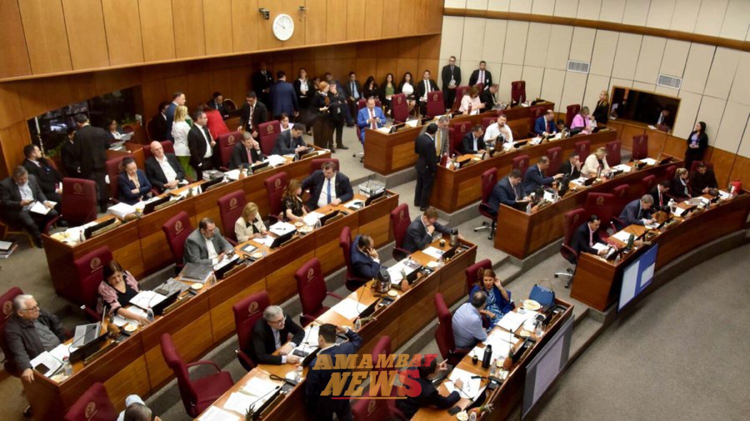 Funcionarios de Caja Parlamentaria cuestan G. 174 millones al mes