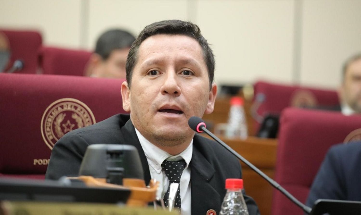 Ministro de la Niñez anuncia denuncia penal por audios que involucrarían a “Chaqueñito” Vera