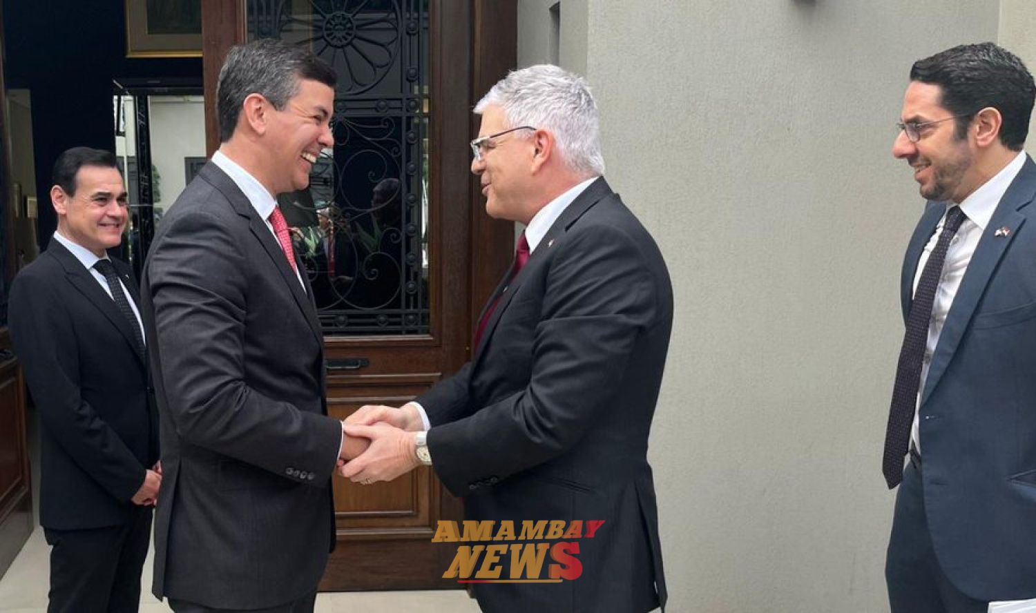 Ostfield reaparece y cuestiona levantamiento de sanciones a Cartes