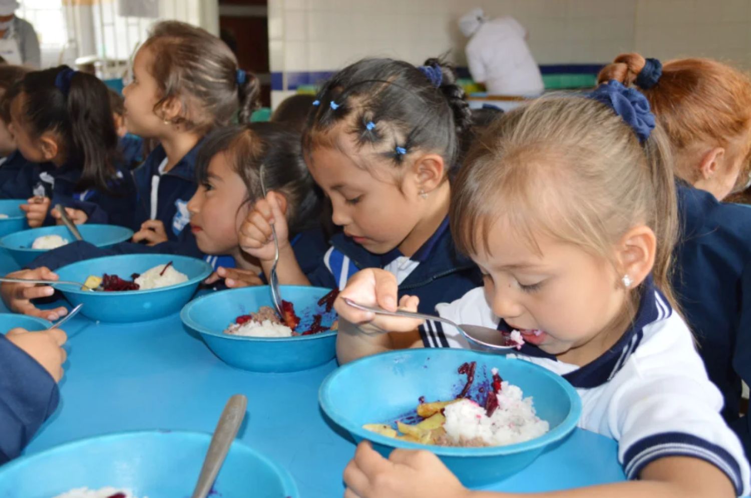 Docentes amenazan: “Vamos a mandar a la put# su Hambre Cero”