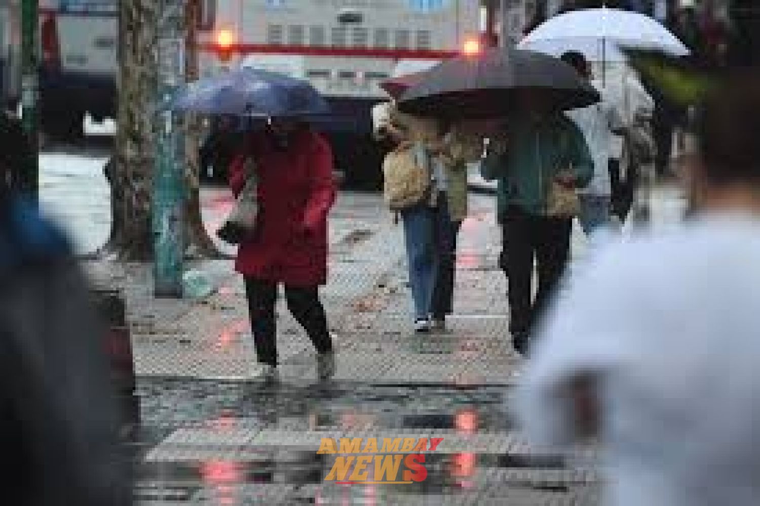 Lluvias abarcarán casi todo el país este domingo y bajaría la temperatura